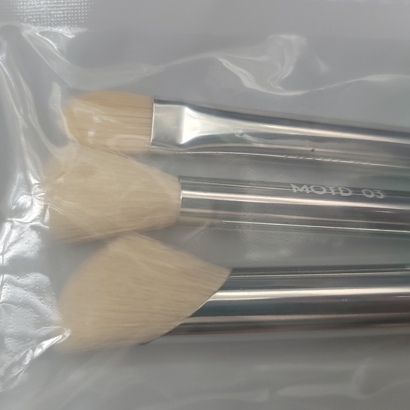 MOTD COSMETICS Seas the Day Makeup Brush Set - Picture 3 of 6